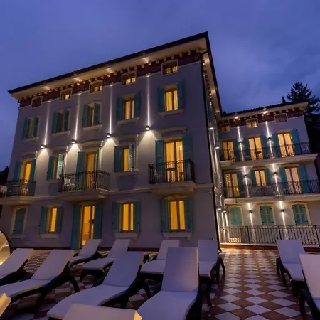 호텔 Gardone Palace 4*
