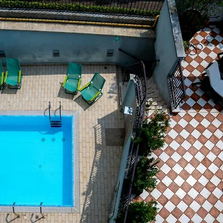 Gardone Palace 4*
