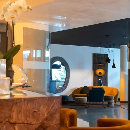 Gardone Palace Hotel
